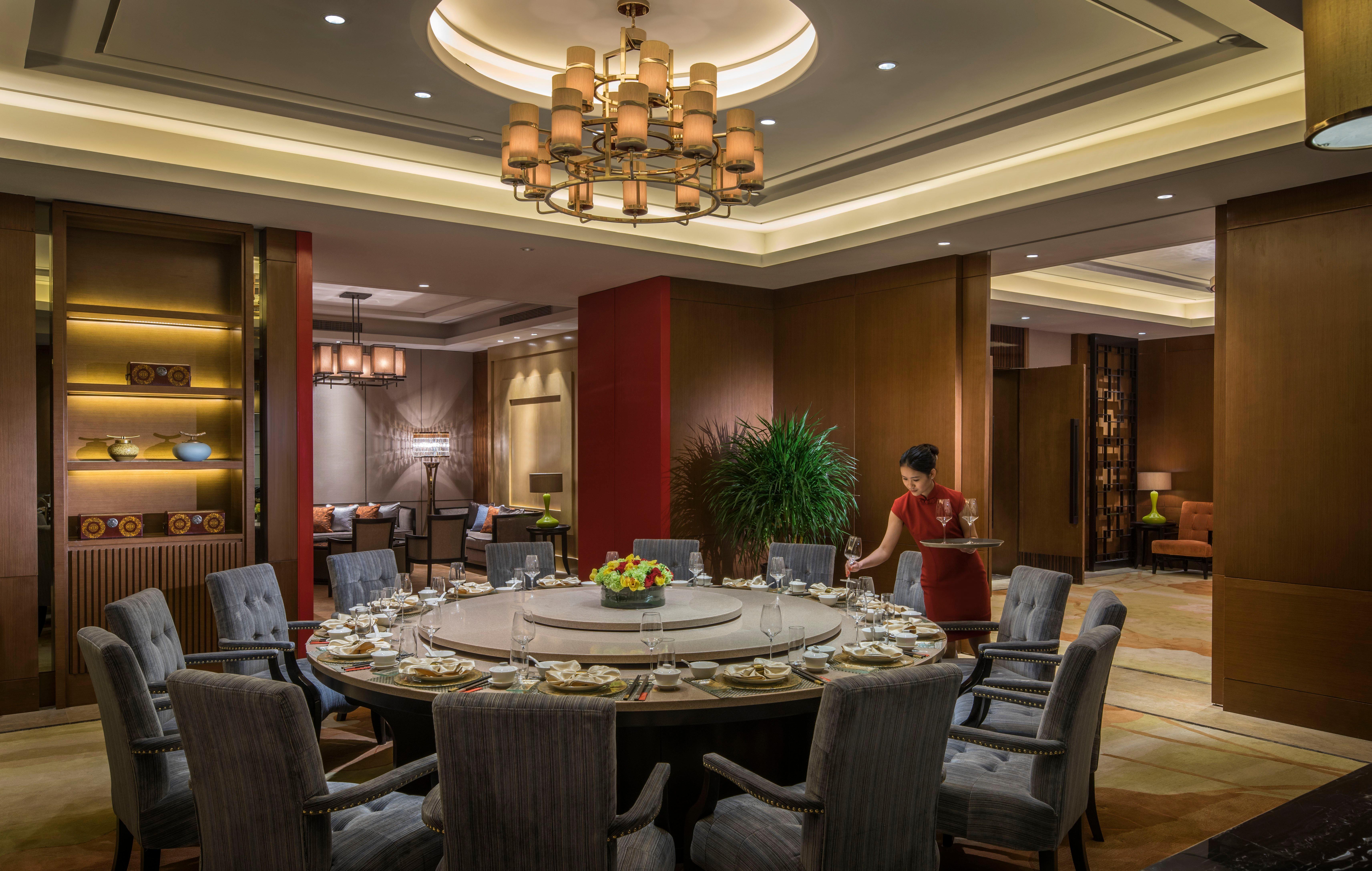 Hualuxe Yangjiang City Center Exterior photo